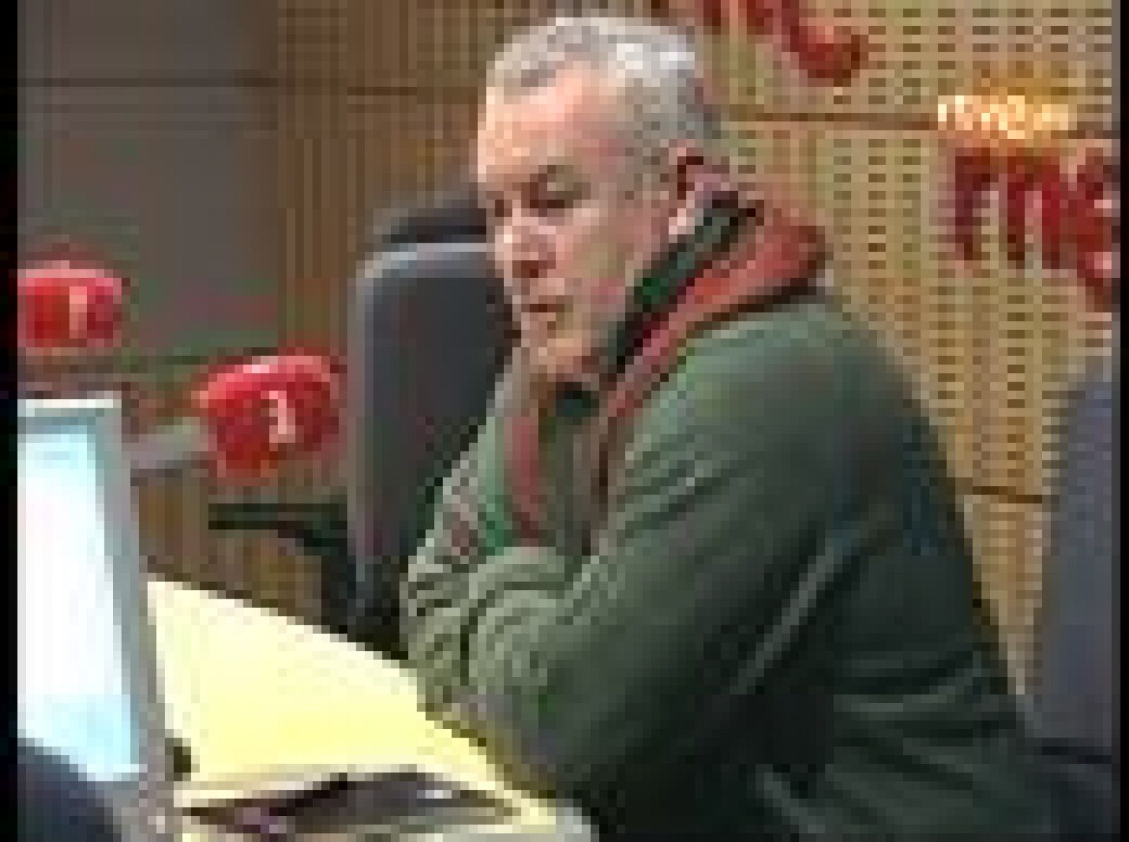 Entrevista íntegra al coordinador general de IU en RNE | Ver