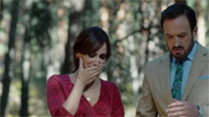 Olmos y Robles - Cata y Damián se topan con un cadáver