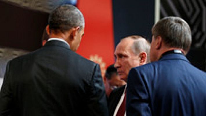 Obama y Putin dialogan brevemente sobre Ucrania y Siria