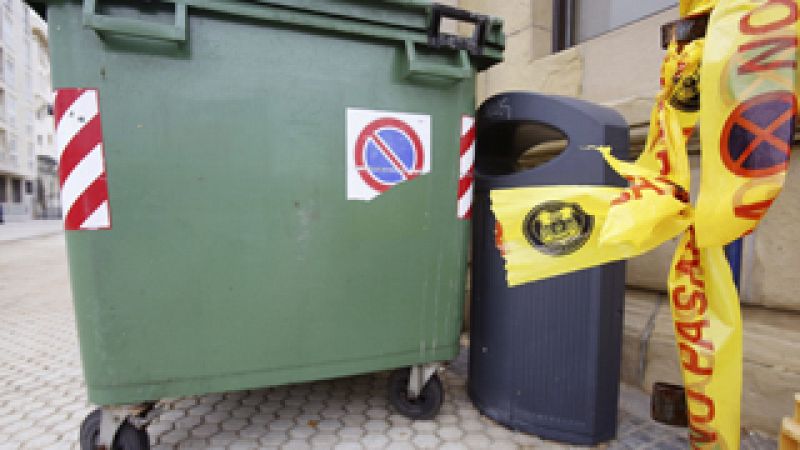 La Ertzaintza localiza a una bebé con vida en un contenedor de basura en San Sebastián