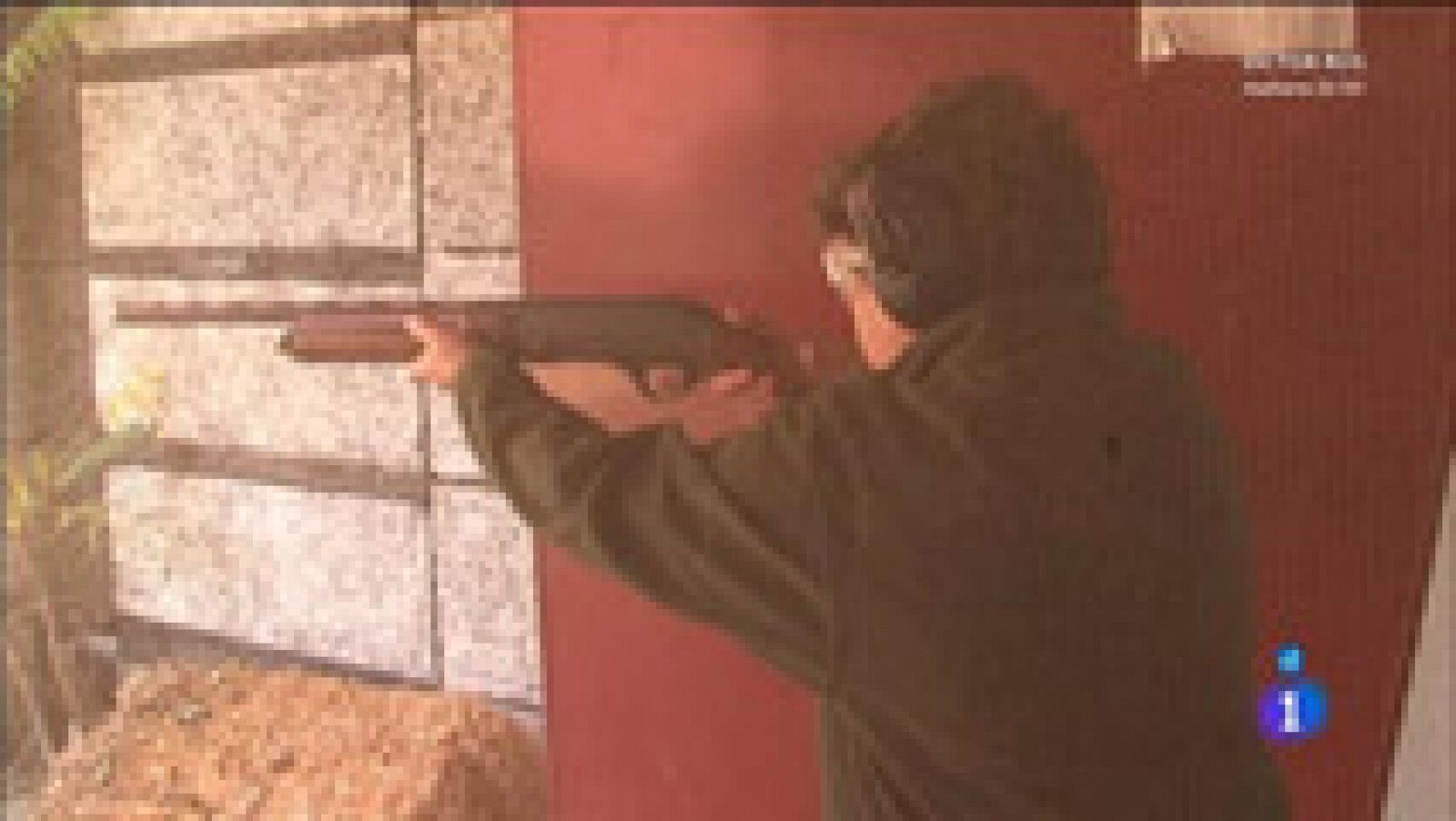  Comando Actualidad - Licencias de armas - Reportaje 
