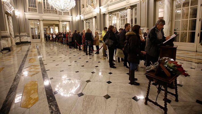 Telediario 1 - Los valencianos rinden homenaje a Rita Barberá tras su muerte