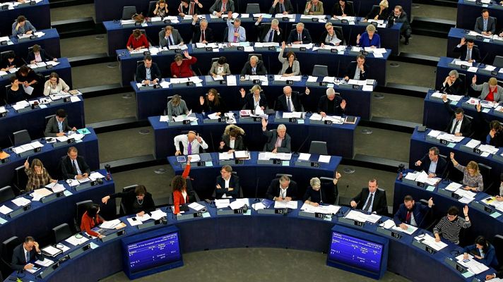 Telediario 1 - El Parlamento Europeo reclama suspender temporalmente las negociaciones para que Turquía entre en la UE