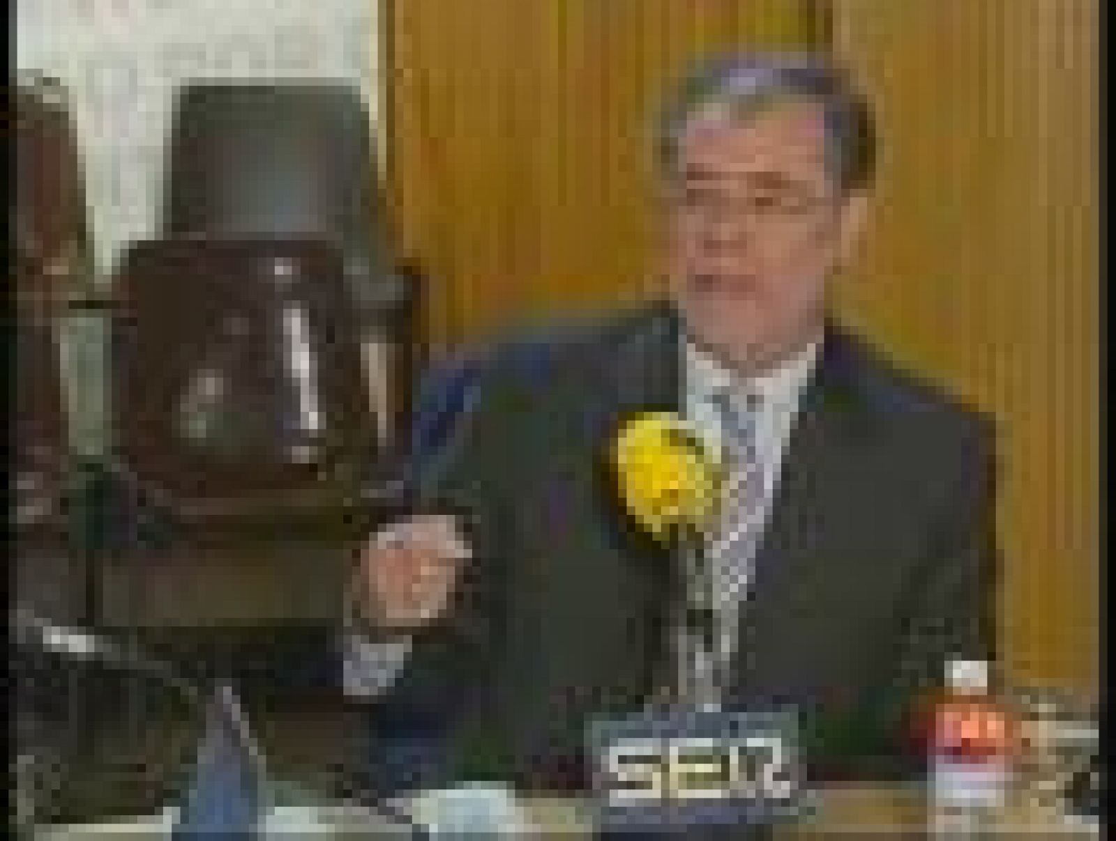 El ministro de Justicia, Mariano Fernández Bermejo, asegura en declaraciones a la Cadena Ser que sobre la amenaza de paro de los jueces "flota" el caso del juez Tirado
