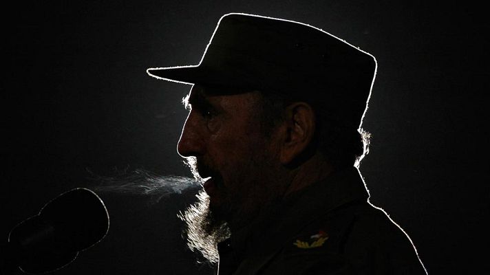 Telediario 1 - Muere Fidel Castro
