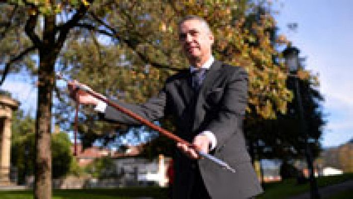 Telediario 1 - Iñigo Urkullu jura su cargo como lehendakari