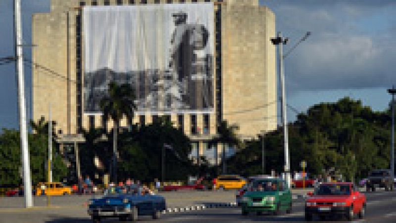 La Plaza de la Revoluci�n se prepara para recibir las cenizas de Castro este lunes