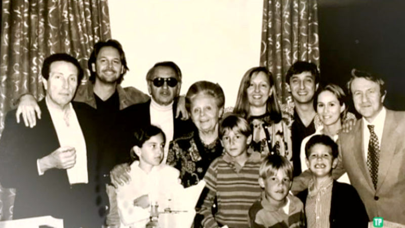 Fábrica de ideas - Imita: Perfume's Club