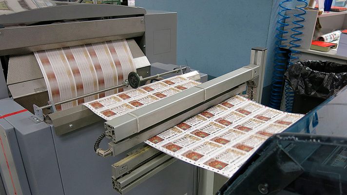Telediario 1 - 45 personas trabajan en la elaboración de los décimos del sorteo de Lotería de Navidad