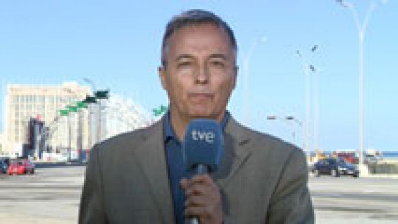 El enviado de RTVE a Cuba Vicen San Clemente ha estado retenido  durante dos horas en una comisara de La Habana, tras entrevistar al  periodista Reinaldo Escobar, por "posible alteracin del orden pblico". 