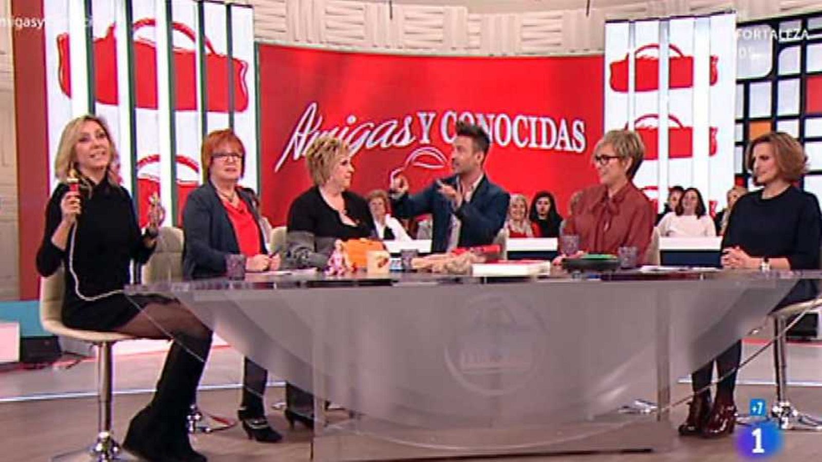 Amigas y conocidas - 02/12/16 - ver ahora