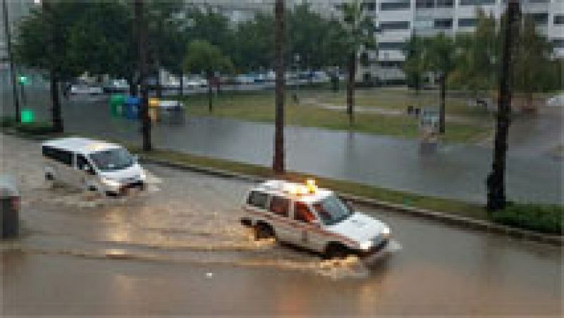 Graves inundaciones en la provincia de Málaga, en alerta roja por las intensas lluvias