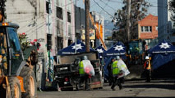 Telediario 1 - Ascienden a 30 los muertos en el incendio de Oakland