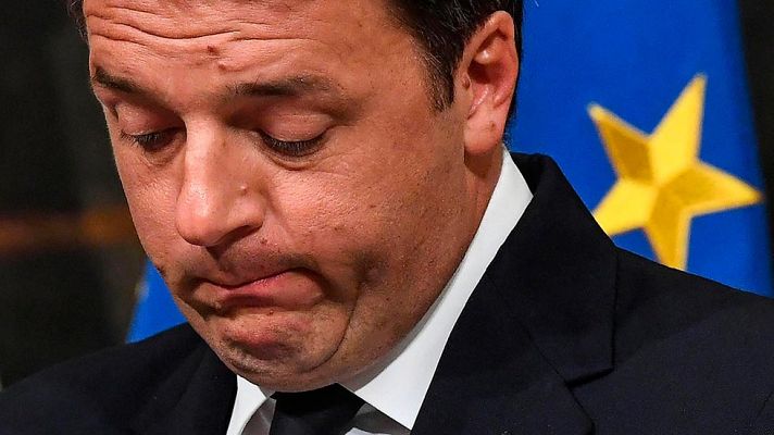 Telediario 1 - Renzi dimite tras perder el referendum