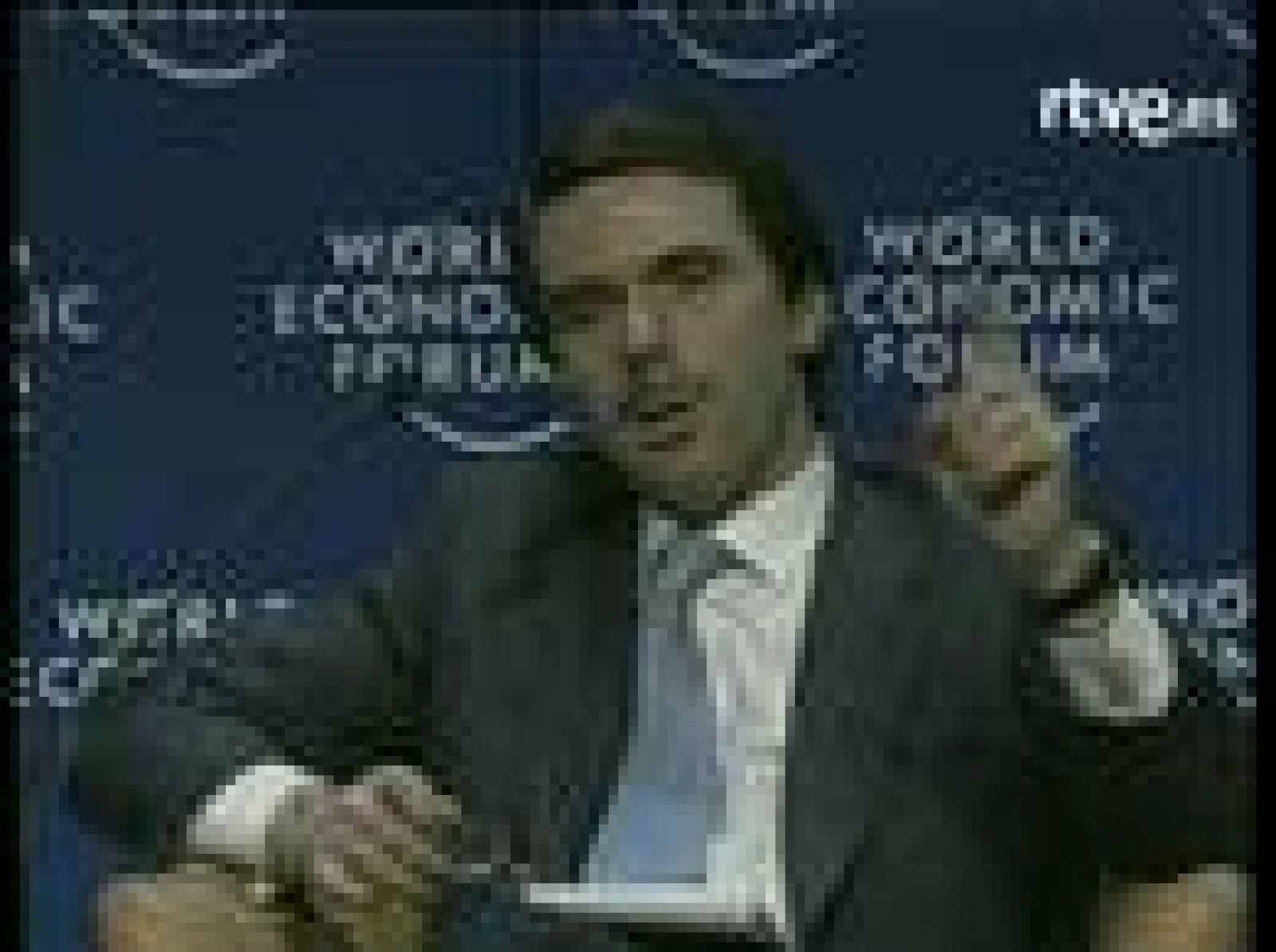 Fue noticia en el Archivo de RTVE: La cumbre de Davos de 2000 | RTVE Play