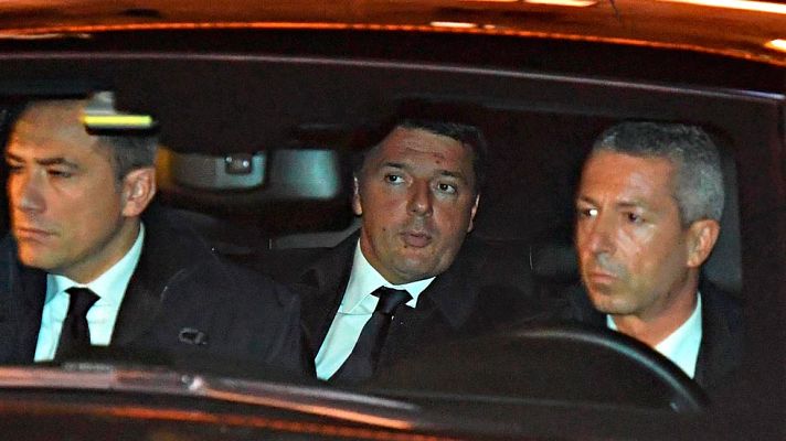 Telediario 1 - Renzi pospone unos días su dimisión a petición del presidente de Italia