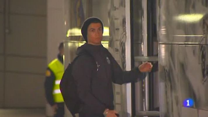 Un espontáneo logró su foto con Cristiano Ronaldo