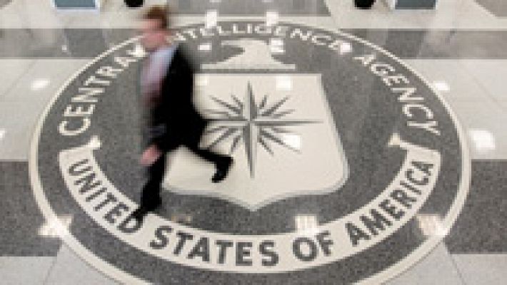 Telediario 1 - La CIA sospecha que Moscú ayudó a Trump a ganar
