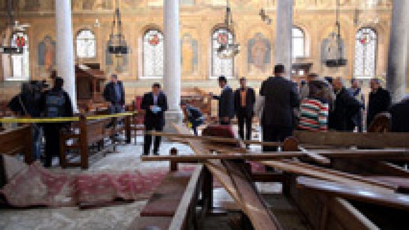 Un atentado contra la Catedral Copta en El Cairo deja al menos 25 muertos
