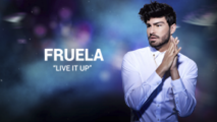 Fruela canta 'Live it up'