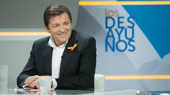 Los desayunos - Fernández cree convocar ya un Congreso en el PSOE es "echar sal" a la "herida"