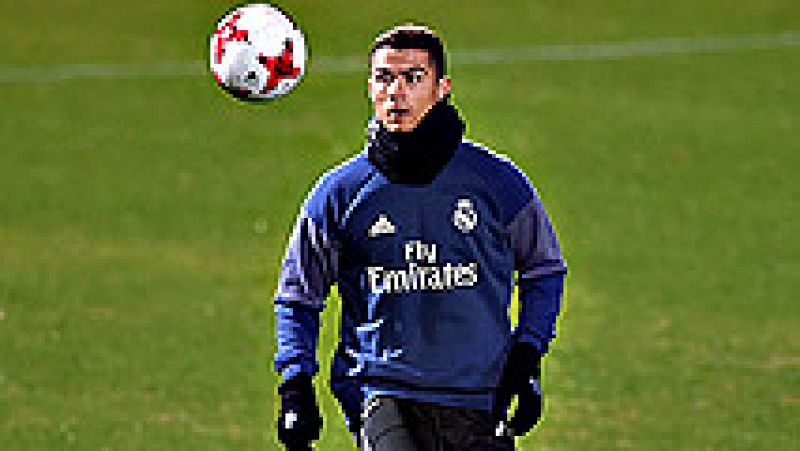 El presidente del Real Madrid, Florentino Pérez, aseveró que el Balón de Oro, galardón individual que acaba de conquistar Cristiano Ronaldo, tiene la categoría de una Liga de Campeones o de un campeonato español para el club.