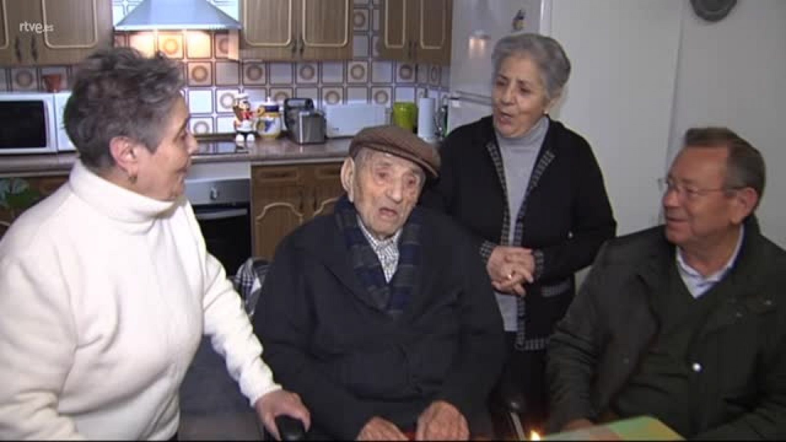 Sin programa: Abuelo cumple 112 años | RTVE Play