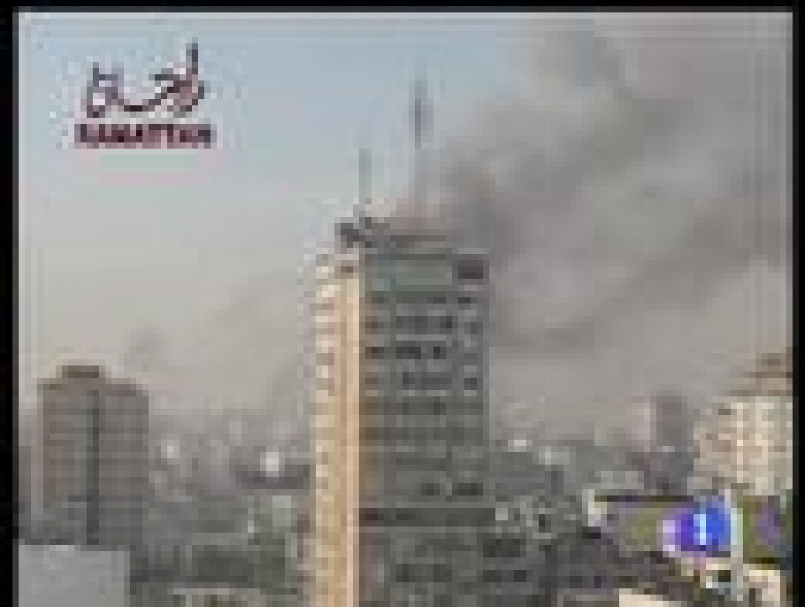El almacén de ayuda humanitaria del edificio de la ONU ha ardido en el ataque.