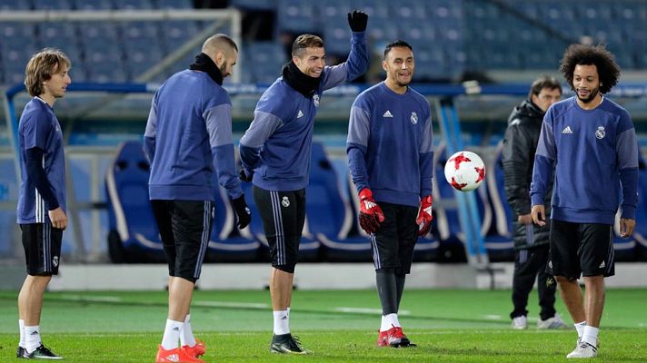 Telediario 1 - El Madrid choca con los horarios japoneses