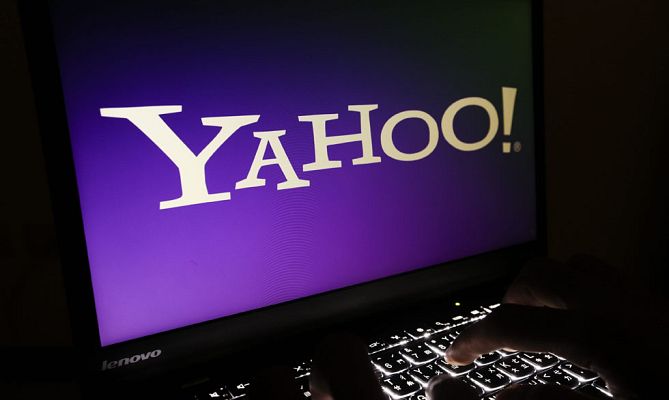Telediario 1 - Yahoo admite que le han robado información privada de más de 1.000 millones de cuentas