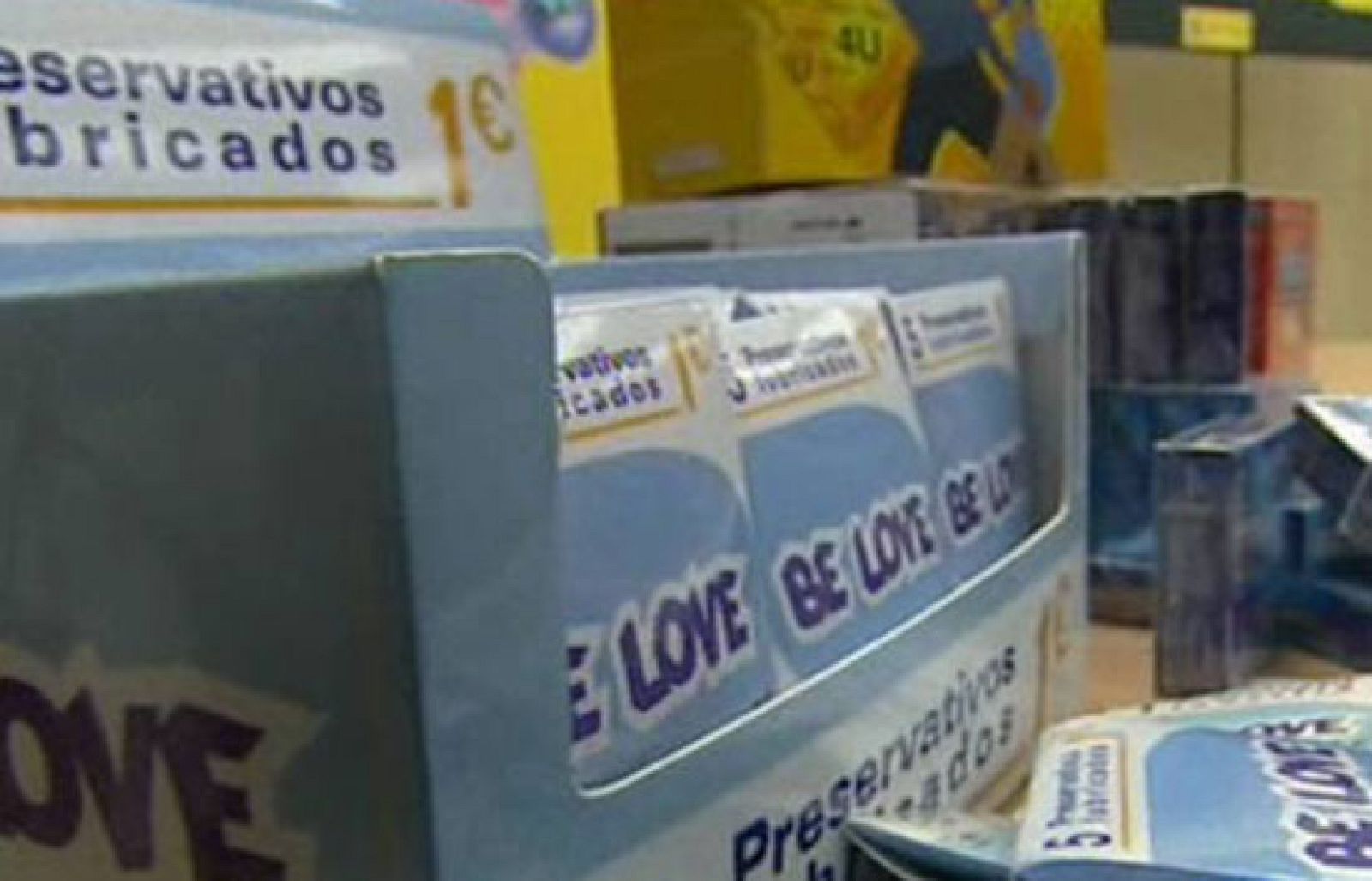 Sanidad patrocina condones 'low cost' - Ciencia y tecnología en Rtve.es | Ver