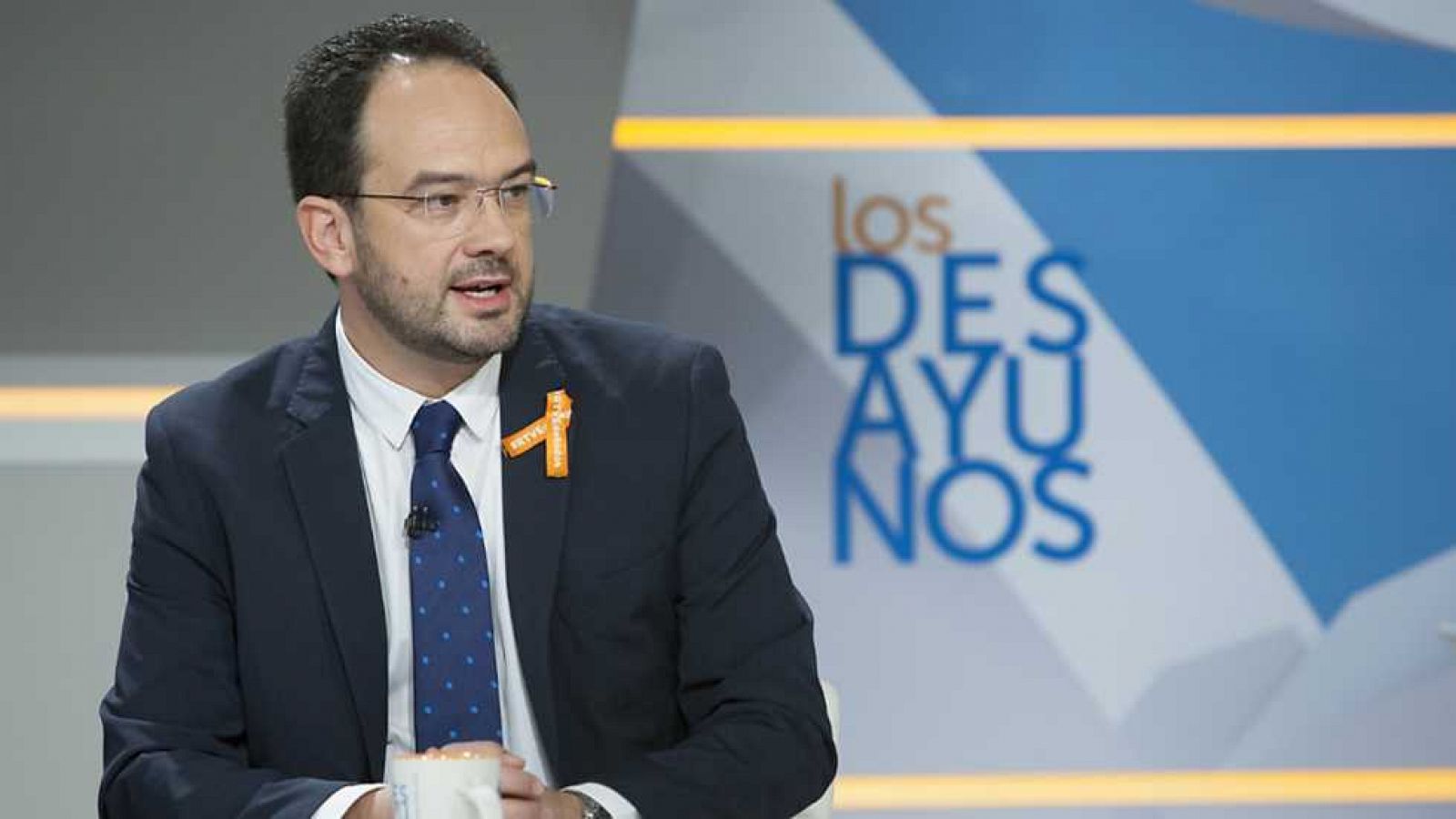 Los desayunos de TVE - Antonio Hernando, portavoz del PSOE en el Congreso
