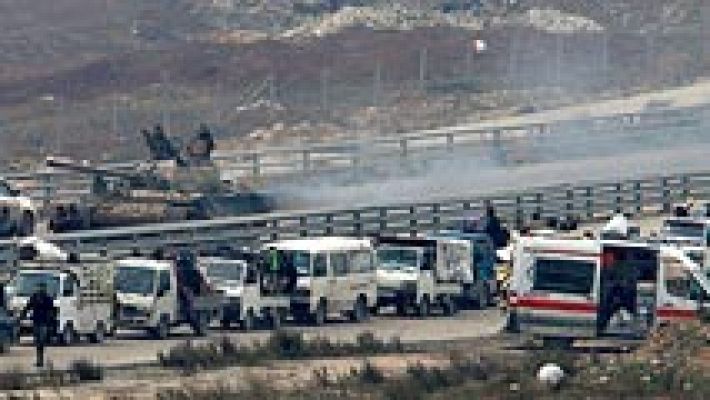 Telediario 1 - La ruptura del alto el fuego en Alepo bloquea la evacuación de la ciudad