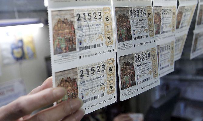 Telediario 1 - ¿Cómo elegir número para la Lotería de Navidad?