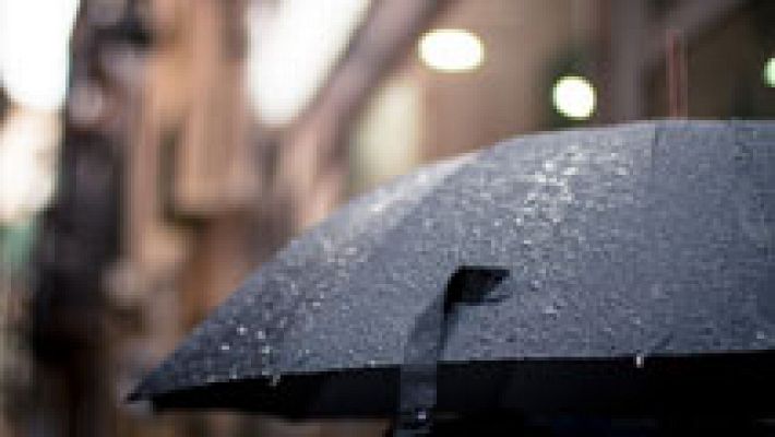 El tiempo - Lluvias persistentes y muy copiosas y viento en el mar en Mediterráneo y sol en el norte