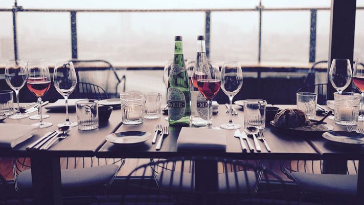 Telediario 1 - Las cenas de empresa favorecen la productividad