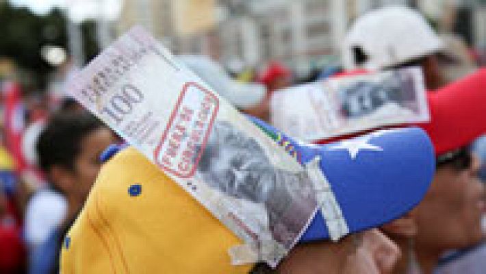 Telediario 1 - Miles de venezolanos apoyan las medidas económicas de Maduro