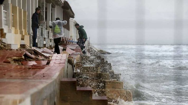 Telediario 1 - Telediario - 15 horas - 18/12/16