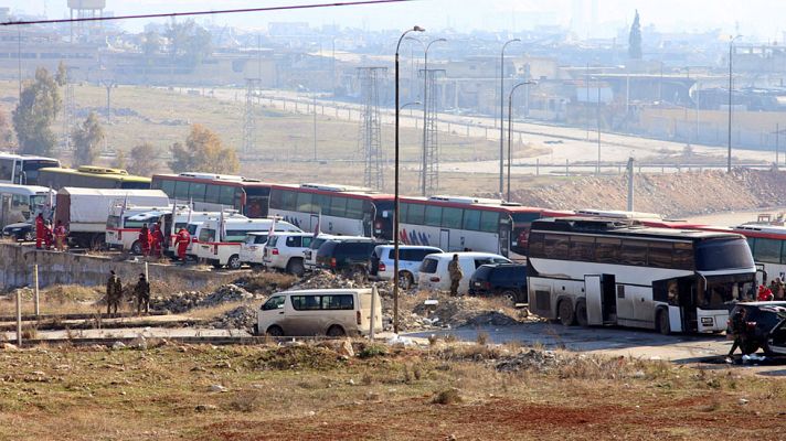 Telediario 1 - La operación para evacuar Alepo se reanuda