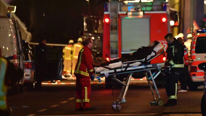 El padre del español herido en el atentado de Berlín dice que se encuentra bien 