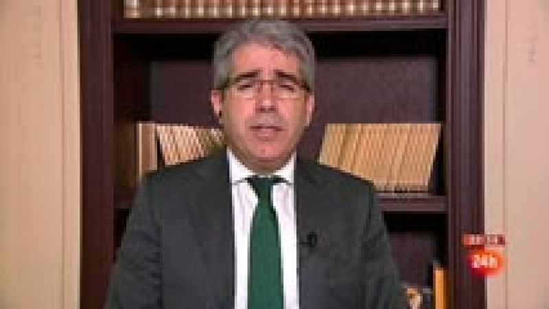 Homs, "satisfecho" con la iniciativa del Congreso para evitar que el Constitucional pueda suspender a cargos públicos