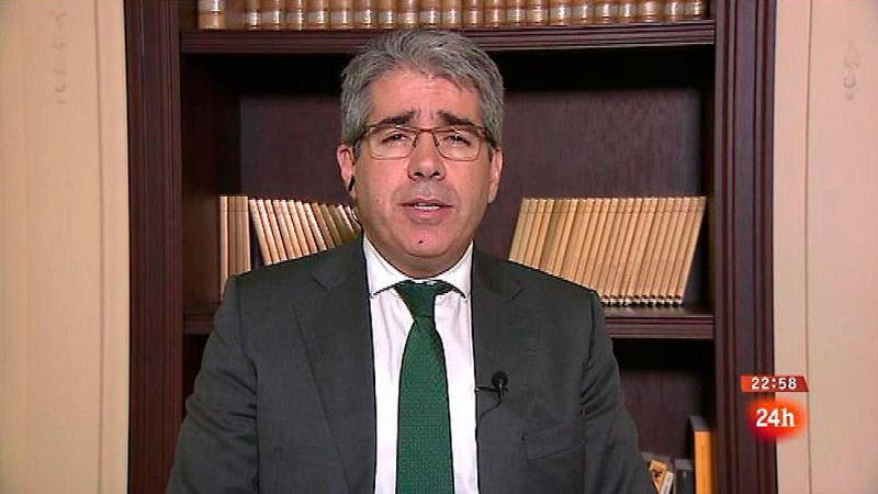 Homs, "satisfecho" con la iniciativa del Congreso para evitar que el Constitucional pueda suspender a cargos públicos