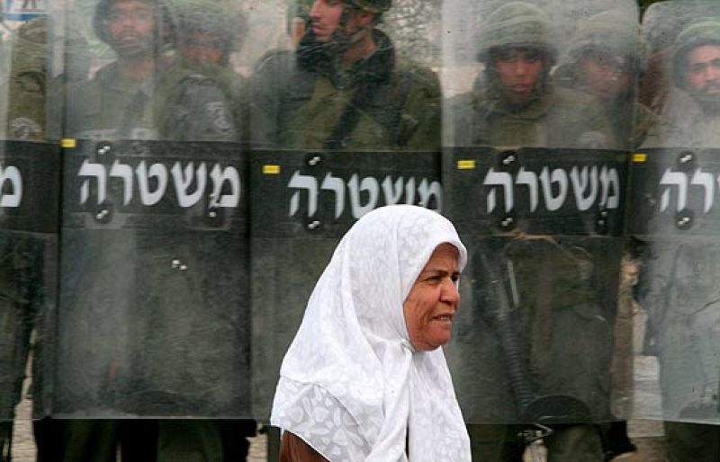 Según medios israelíes, el gabinete israelí aprobará un alto el fuego este sábado, tres semanas después de empezar la ofensiva.