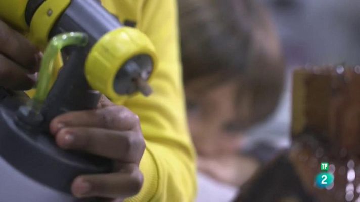 RTVE Cocina - Receta de la casita de chocolate, de "Hansel y Gretel"