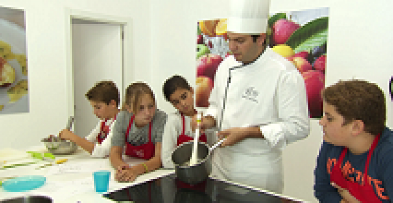 MasterChef Junior 4 - Aprende a trabajar con huevo