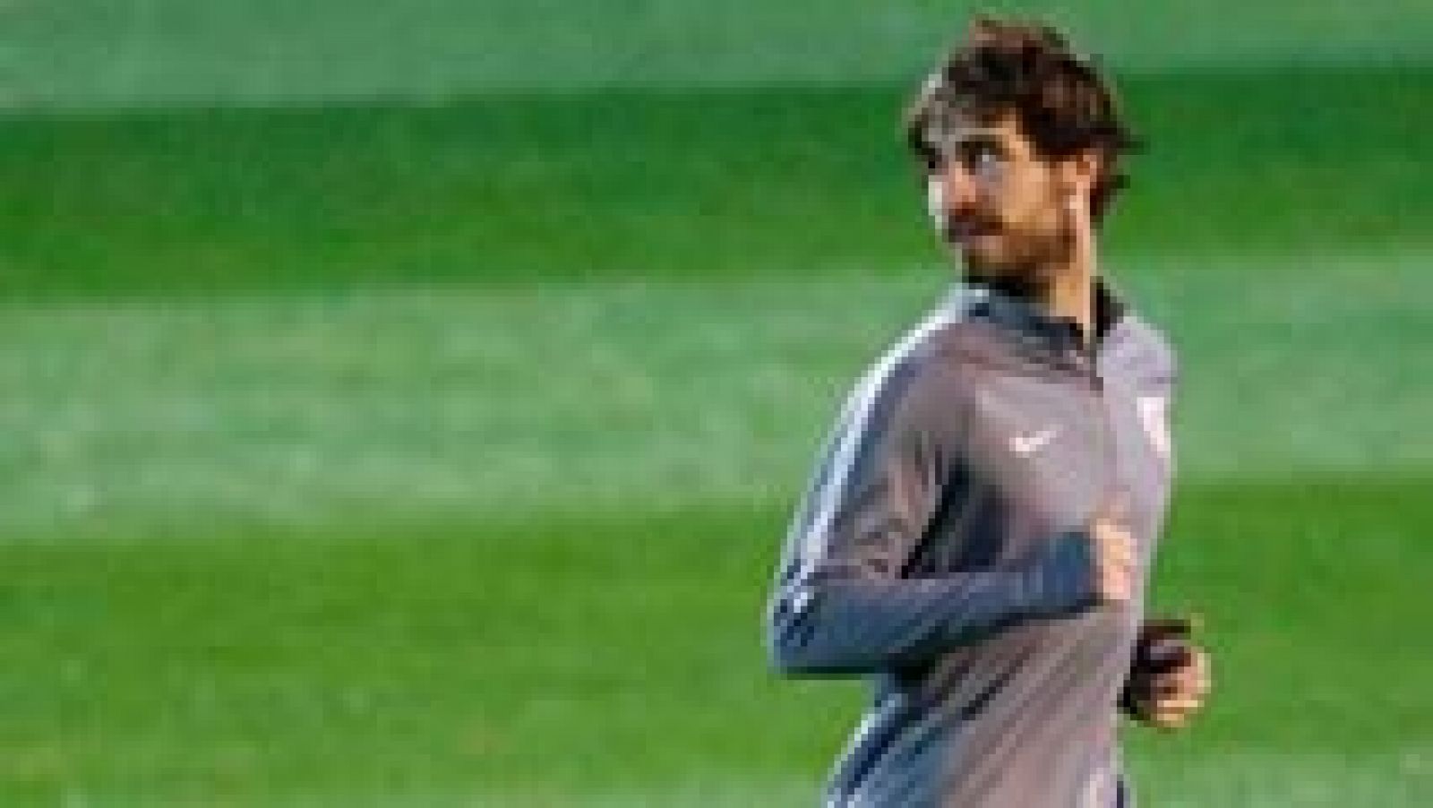 El jugador del Athletic Club Yeray Álvarez, de 21 años, sufre un cáncer en el testículo derecho del que será operado "casi con total seguridad" el próximo martes, día 27, según ha comunicado hoy el jefe de los servicios médicos del club rojiblanco, Josean Lekue.