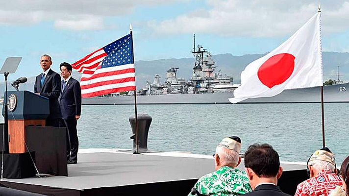 Telediario 1 - Shinzo Abe y Obama visitan Pearl Harbor