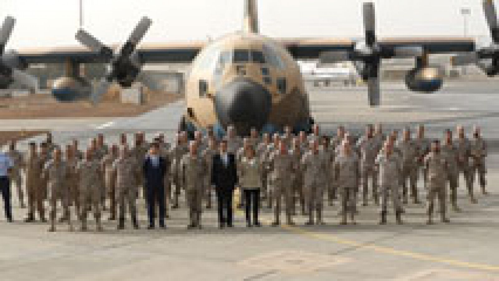 Telediario 1: La ministra de Defensa visita a las tropas españolas desplegadas en Senegal y Mali | RTVE Play