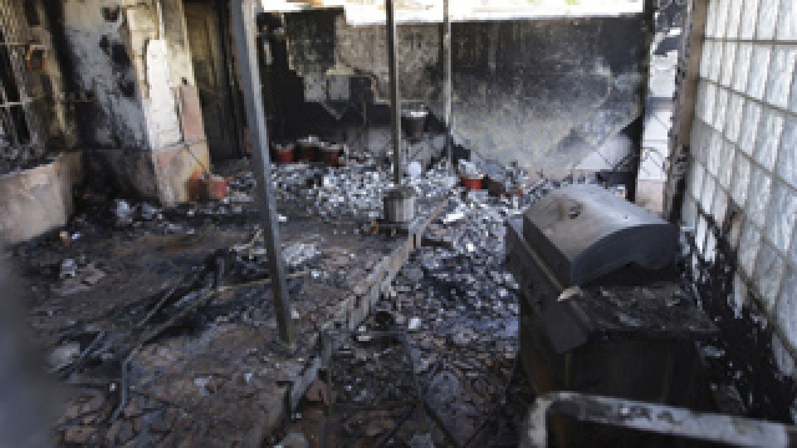 Informativo 24h: Mueren tres personas en un incendio en una vivienda en Jerez de la Frontera, en Cádiz | RTVE Play