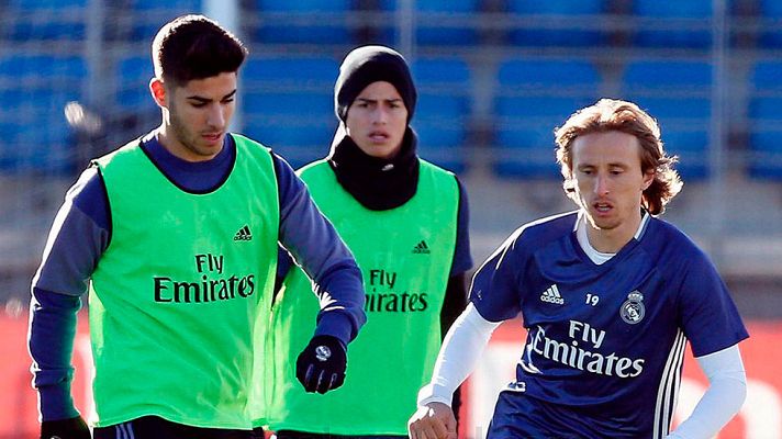 Telediario 1 - Largas colas para ver el partido copero entre el Real Madrid y el Sevilla